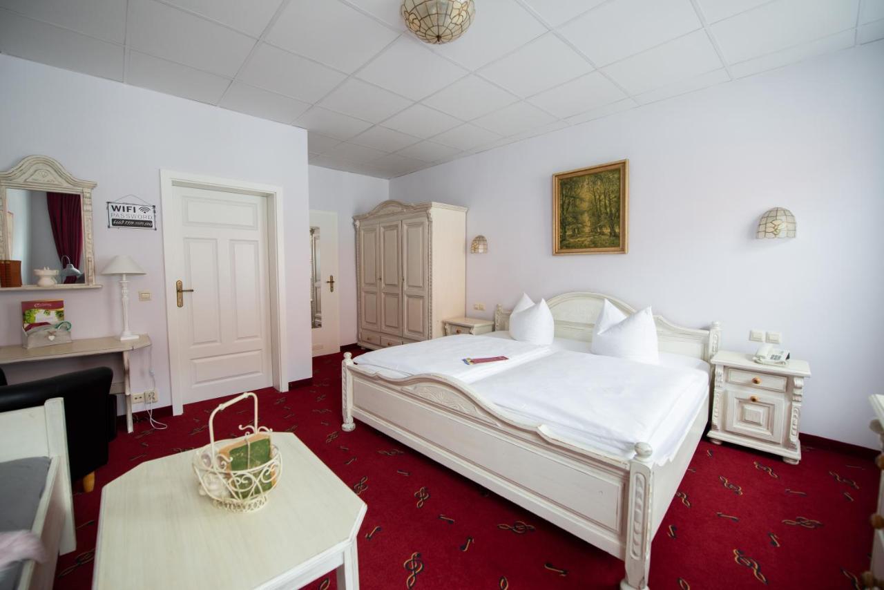 Hotel Zum Vetter فنسترفالد المظهر الخارجي الصورة